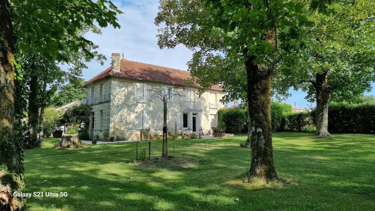 Logis De Pagnolet Villa Ozillac Екстериор снимка